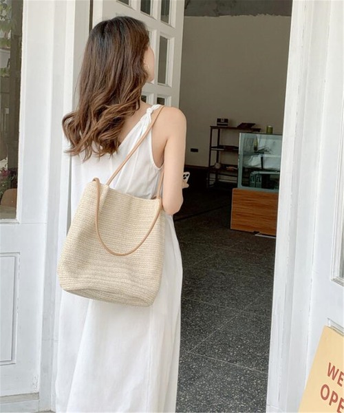 セール】前後Vネック白キャミワンピース ビーチ リゾート（ワンピース