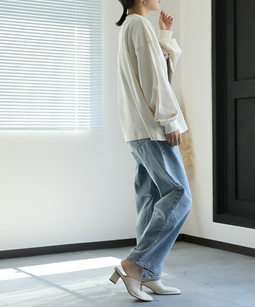 ap retro（アプレトロ）の「【USAコットン】モックネックロングスリーブTシャツ / ロンT / 長袖T（Tシャツ/カットソー・レディース・ブラック/チャコールグレー/オフホワイト/アイボリー/ネイビー/ブラウン/グレイッシュベージュ/杢グレー・FREE）」の11枚目の写真