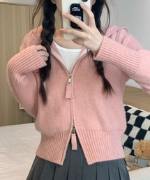 シンプルデザイン　フーディジップニット