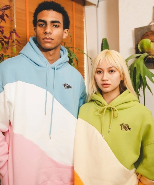 My sugar Babe（マイシュガーベイブ）の「oversized three-tone hoodie（パーカー・メンズ・オレンジ/ブルー・LARGE/X-LARGE/MEDIUM）」の4枚目の写真