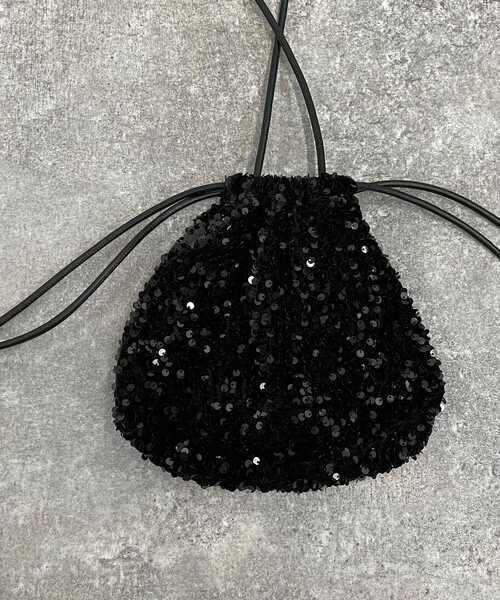 fredy emue(フレディエミュ)の「ベロアスパンコール巾着ショルダーバッグ(ショルダーバッグ・レディース・グレー/ブラック/ネイビー・FREE)」の7枚目の写真