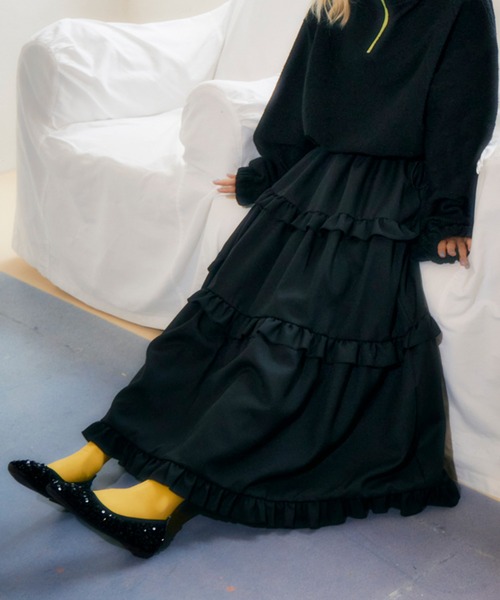 PUNYUS（プニュズ）の「フリルティアードロングスカート（スカート・レディース・ブラック・1/2/3/4）」の12枚目の写真