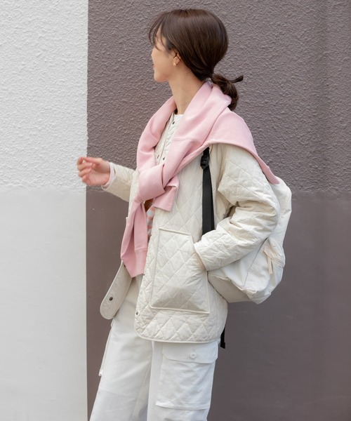 URBAN RESEARCH DOORS(アーバンリサーチドアーズ)の「カポックキルトミドルジャケット(ダウンジャケット/コート・レディース・カーキ/ネイビー/アイボリー・MEDIUM)」の15枚目の写真