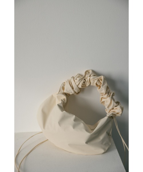 STYLEMIXER（スタイルミキサー）の「ナイロンギャザーバッグ（ショルダーバッグ・レディース・ホワイト/ブラック・FREE）」の3枚目の写真