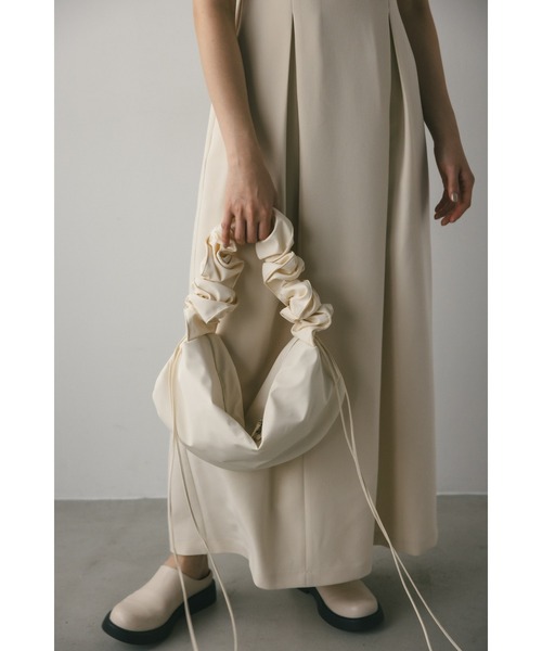 STYLEMIXER（スタイルミキサー）の「ナイロンギャザーバッグ（ショルダーバッグ・レディース・ホワイト/ブラック・FREE）」の4枚目の写真