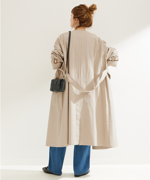 B.C STOCK(ベーセーストック)の「ノーカラートレンチ(トレンチコート・レディース・ブラック/ベージュ・FREE)」の21枚目の写真