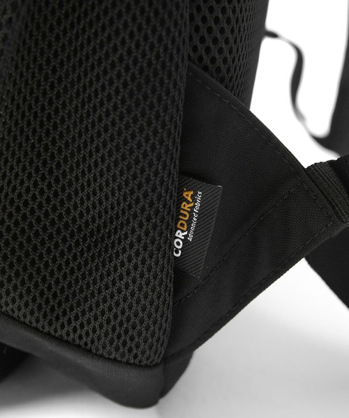 thisisneverthat(ディスイズネバーザット)の「INTL-Logo Backpack 30(バックパック/リュック・メンズ・ブラック・FREE)」の4枚目の写真