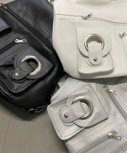 non-hedge（ノンヘッジ）の「マルチポケット付3WAYバッグ（バックパック/リュック・レディース・ブラック/ホワイト/シルバー・FREE）」の4枚目の写真