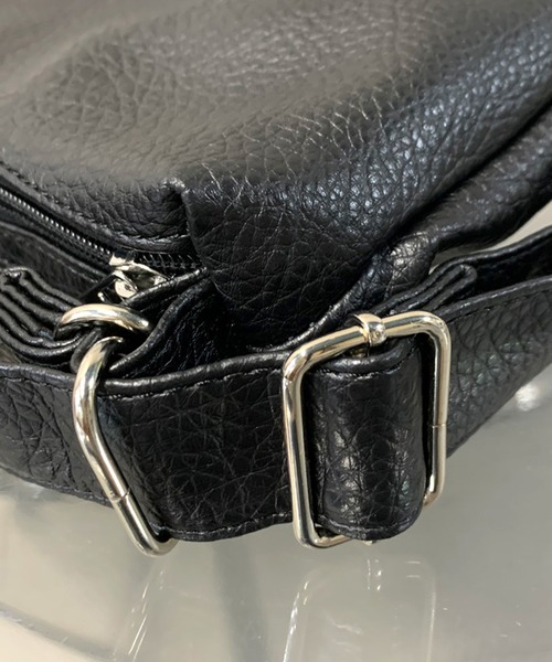 non-hedge（ノンヘッジ）の「マルチポケット付3WAYバッグ（バックパック/リュック・レディース・ブラック/ホワイト/シルバー・FREE）」の8枚目の写真