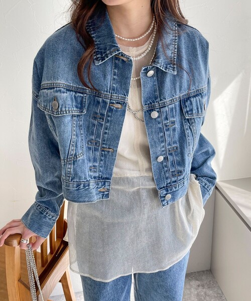 fredy emue(フレディエミュ)の「クロップド丈デニムジャケット(デニムジャケット・レディース・ネイビー/サックスブルー・38)」の12枚目の写真