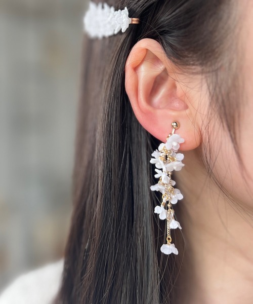 m.soeur(エムスール)の「ランタナのクリアピアス(ピアス(両耳用)・レディース・ホワイト/ピンク・FREE)」の3枚目の写真