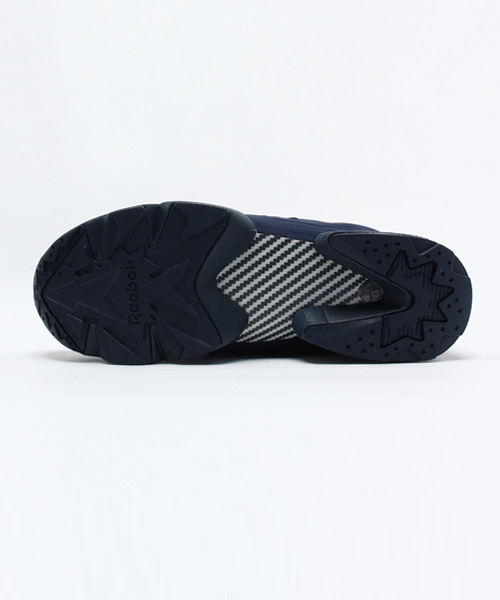 Reebok(リーボック)の「ユニセックス リーボック インスタポンプ Reebok INSTAPUMP FURY TECH V63499 NAVY(スニーカー・レディース・ネイビー・27.5cm/24.5cm/23cm/28cm/24cm/27cm/26.5cm/23.5cm/28.5cm)」の10枚目の写真