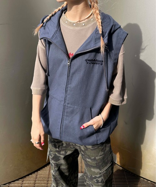 sedacle(セダクル)の「ダックフーディーベスト(ベスト・メンズ・ブラック/ネイビー/ベージュ・MEDIUM/SMALL/LARGE)」の3枚目の写真