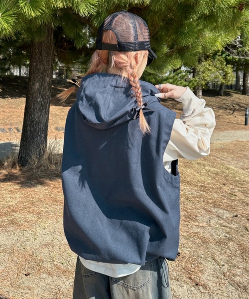 sedacle(セダクル)の「ダックフーディーベスト(ベスト・メンズ・ブラック/ネイビー/ベージュ・MEDIUM/SMALL/LARGE)」の8枚目の写真
