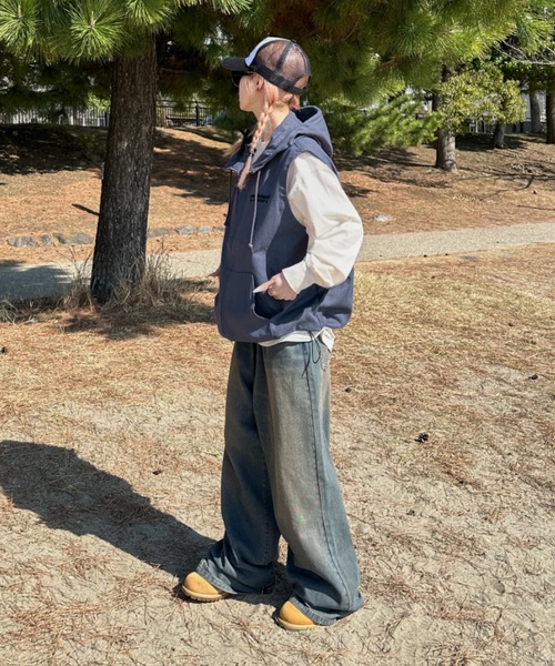 sedacle(セダクル)の「ダックフーディーベスト(ベスト・メンズ・ブラック/ネイビー/ベージュ・MEDIUM/SMALL/LARGE)」の5枚目の写真