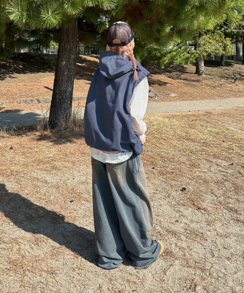 sedacle(セダクル)の「ダックフーディーベスト(ベスト・メンズ・ブラック/ネイビー/ベージュ・MEDIUM/SMALL/LARGE)」の4枚目の写真