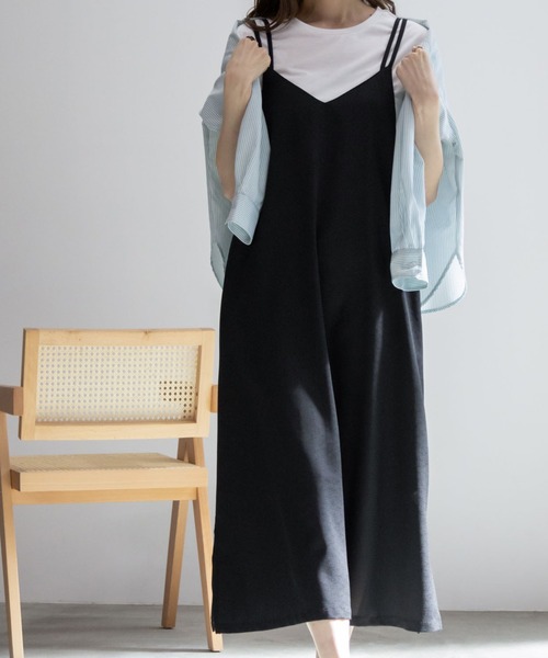 NAVY(ネイビー)の「NAVY 麻ライクキャミソールワンピース+Tシャツセット アンサブル(ワンピース・レディース・ベージュ/ブラック/カーキ・M/L/XL/S)」の2枚目の写真