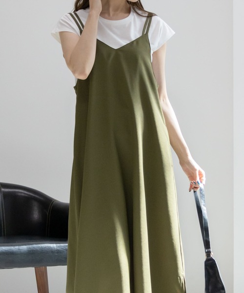 NAVY(ネイビー)の「NAVY 麻ライクキャミソールワンピース+Tシャツセット アンサブル(ワンピース・レディース・ベージュ/ブラック/カーキ・M/L/XL/S)」の9枚目の写真