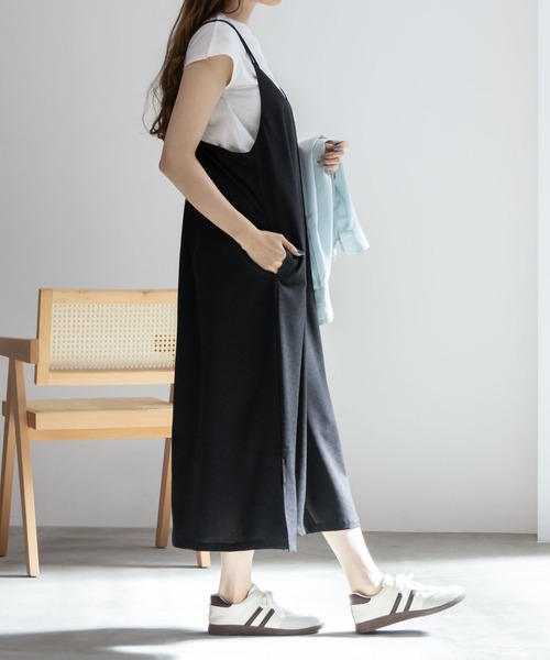 NAVY(ネイビー)の「NAVY 麻ライクキャミソールワンピース+Tシャツセット アンサブル(ワンピース・レディース・ベージュ/ブラック/カーキ・M/L/XL/S)」の10枚目の写真