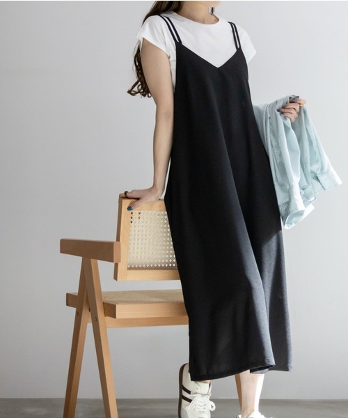 NAVY(ネイビー)の「NAVY 麻ライクキャミソールワンピース+Tシャツセット アンサブル(ワンピース・レディース・ベージュ/ブラック/カーキ・M/L/XL/S)」の4枚目の写真