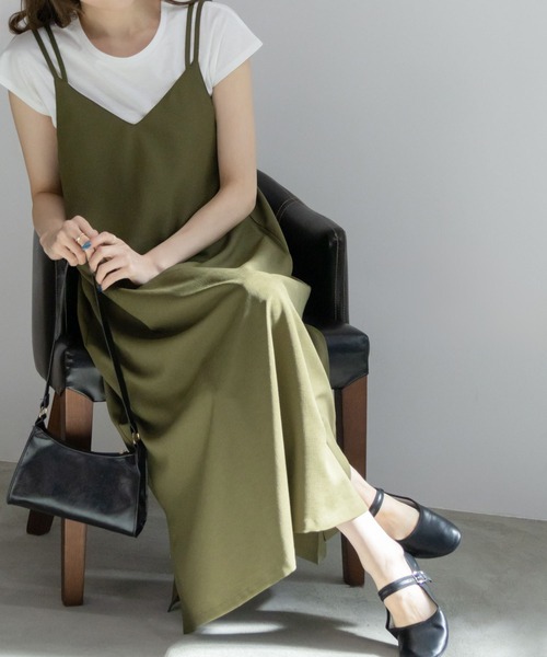 NAVY(ネイビー)の「NAVY 麻ライクキャミソールワンピース+Tシャツセット アンサブル(ワンピース・レディース・ベージュ/ブラック/カーキ・M/L/XL/S)」の6枚目の写真