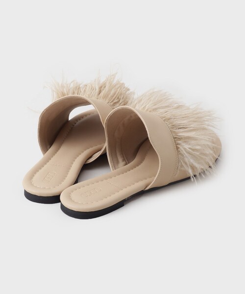 GALLEST（ギャレスト）の「◆【quartierglam】オーストリッチファーミュール（サンダル・レディース・ブラック/ナチュラル・40/30）」の5枚目の写真