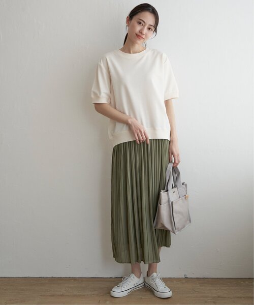 ikka（イッカ）の「【2点セット】パフスリプルオーバー・プリーツスカートセット（ワンピース・レディース・ブラック/グレー/オフホワイト・M/L/S）」の2枚目の写真