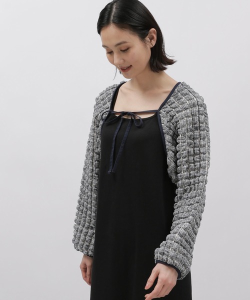 LAKOLE（ラコレ）の「ポップコーンボレロ / 121036（カーディガン/ボレロ・レディース・ネイビー系8/ブラック/アイボリー・SMALL/MEDIUM）」の3枚目の写真