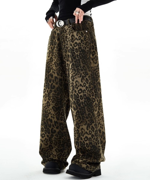 Vipoa(ヴィポア)の「Leopard vintage wide denim(デニムパンツ・レディース・ブラウン・MEDIUM/LARGE)」の1枚目の写真