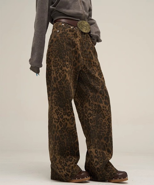 Vipoa(ヴィポア)の「Leopard vintage wide denim(デニムパンツ・レディース・ブラウン・MEDIUM/LARGE)」の7枚目の写真