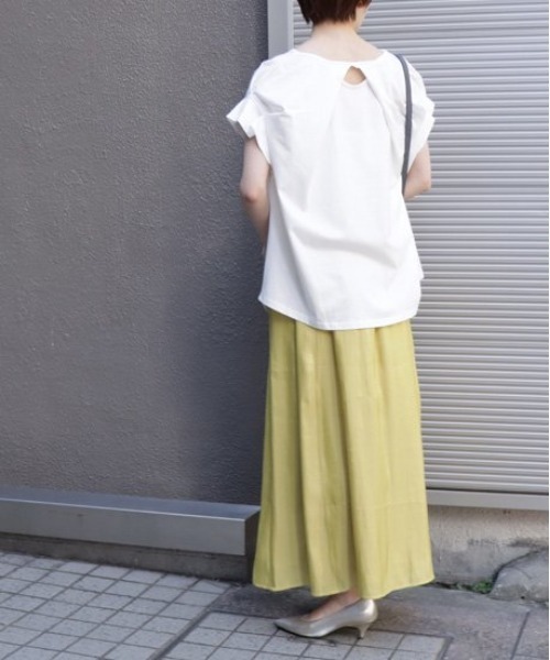 PREFERIR（プレフェリール）の「袖タック 半袖Tシャツ（Tシャツ/カットソー・レディース・ネイビー/ブラック/ホワイト・LARGE/MEDIUM）」の8枚目の写真