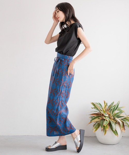 LOWRYS FARM(ローリーズファーム)の「バティックガラタイトスカート 122028(スカート・レディース・ブラウン/ネイビー・FREE)」の20枚目の写真