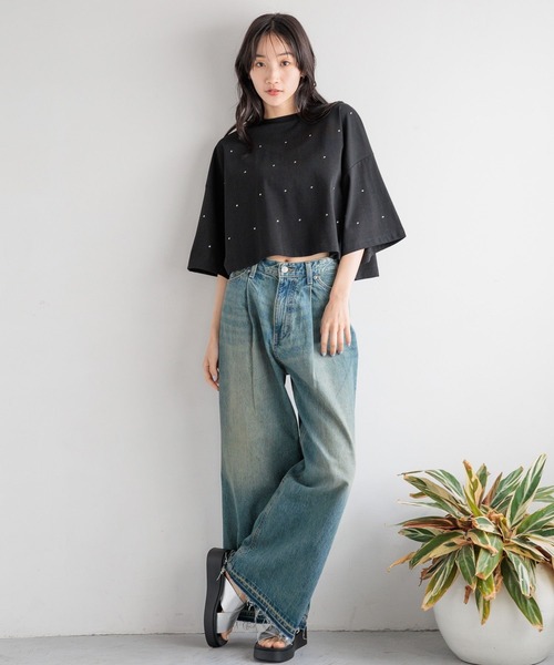 LOWRYS FARM（ローリーズファーム）の「ビジューワイドＴシャツ　120612（Tシャツ/カットソー・レディース・オフホワイト/ブラック・FREE）」の6枚目の写真