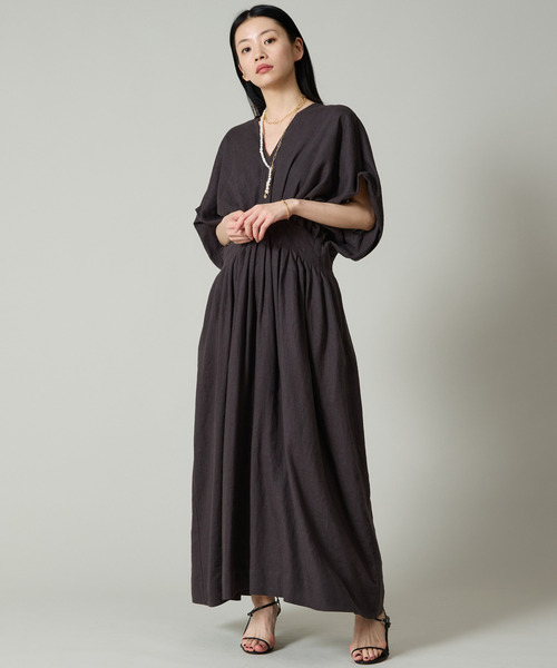 Liesse（リエス）の「V開きタックワンピース（ワンピース）」 - WEAR