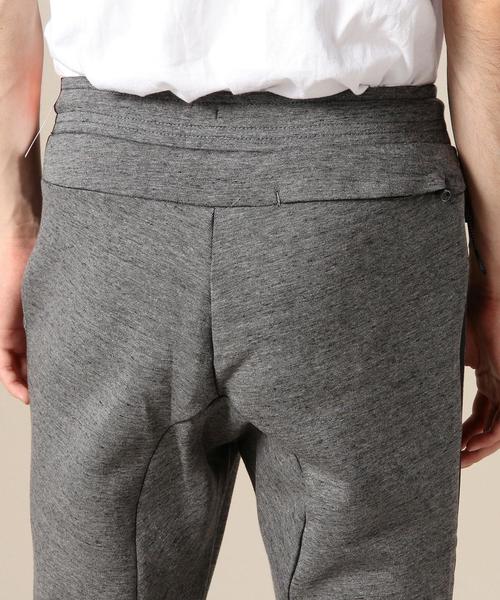 NIKE（ナイキ）の「＜NIKE＞ TECH FLEECE PT GRY/パンツ（その他パンツ・メンズ・グレー・SMALL/MEDIUM）」の2枚目の写真