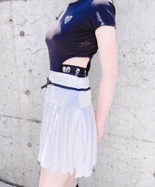 lilLilly（リルリリー）の「レオタードTシャツ（その他トップス・レディース・ブルー/ブラック/ホワイト・FREE）」の5枚目の写真