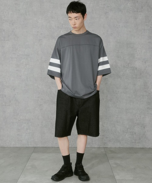 THE STANDARD（ザスタンダード）の「WEGO/フットボールTEE（Tシャツ/カットソー・メンズ・ホワイト/ダークグレー・MEDIUM/LARGE）」の11枚目の写真