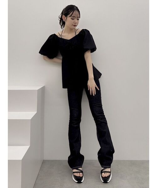 dazzlin(ダズリン)の「デニムフレアパンツ(デニムパンツ・レディース・インディゴブルー/ブラック/ブルー・MEDIUM/SMALL)」の21枚目の写真