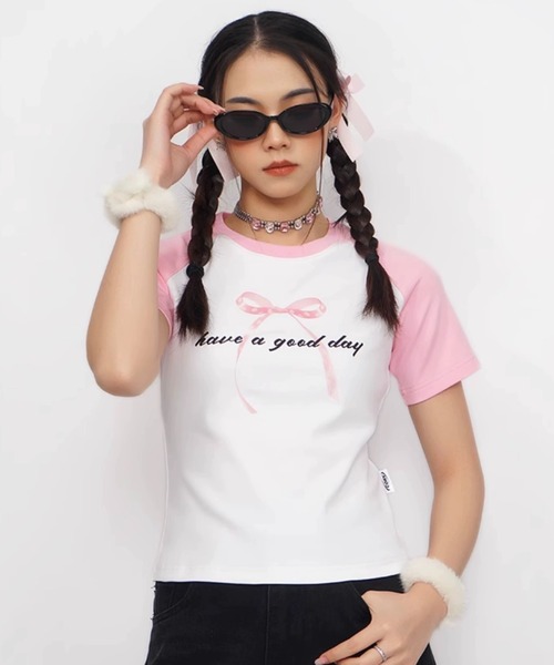 tシャツ A'GEM/9 × .kom 「CORYSTUDIO/コリースタジオ」リボンラグランカットソー レディース A'GEM/9 × .kom 『CORYSTUDIO/コリースタジオ』リボンラグラン