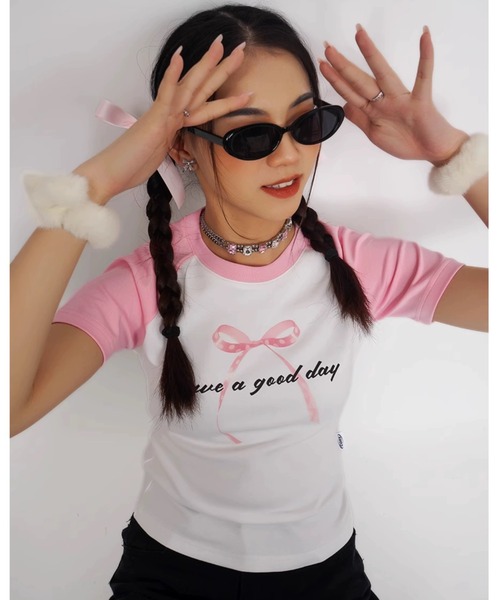 A'GEM9(エージェムナイン)の「A'GEM/9 × .kom 『CORYSTUDIO/コリースタジオ』リボンラグランカットソー(Tシャツ/カットソー・レディース・ピンク・FREE)」の10枚目の写真