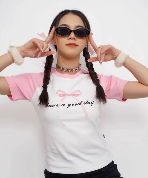 A'GEM9(エージェムナイン)の「A'GEM/9 × .kom 『CORYSTUDIO/コリースタジオ』リボンラグランカットソー(Tシャツ/カットソー・レディース・ピンク・FREE)」の12枚目の写真