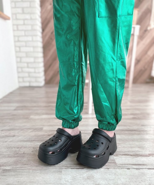 LUGG NAGG(ラグナグ)の「【厚底】ラバークロッグサンダル【ベルト稼働】(サンダル・レディース・ホワイト/ブラック/ベージュ・M/L)」の7枚目の写真
