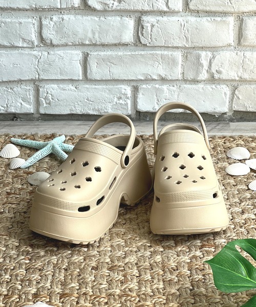 LUGG NAGG(ラグナグ)の「【厚底】ラバークロッグサンダル【ベルト稼働】(サンダル・レディース・ホワイト/ブラック/ベージュ・M/L)」の18枚目の写真