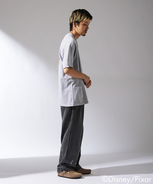 Disney（ディズニー）の「DISNEY / PIXAR 別注 プリントTシャツ（Tシャツ/カットソー・メンズ・ブラック系その他/ホワイト系その他/ブラック/ライトグレー/ホワイト・LARGE/MEDIUM）」の18枚目の写真