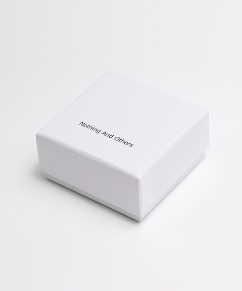 Nothing And Others（ナッシングアンドアザーズ）の「「Nothing And Others × Mami Ishioka Collection」Double line Oval Ring（リング・レディース・シルバー・FREE）」の14枚目の写真