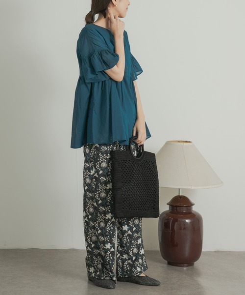 URBAN RESEARCH DOORS（アーバンリサーチドアーズ）の「コットンボイル2WAY切替ブラウス（シャツ/ブラウス・レディース・オフホワイト/ブルー/ブラック・MEDIUM）」の6枚目の写真