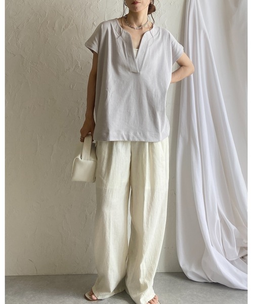 She's Closet(シーズクローゼット)の「綿コットン100%深Vネック/キーネック無地半袖Tシャツ(Tシャツ/カットソー・レディース・ブラック/アイボリー/グレー・FREE)」の16枚目の写真