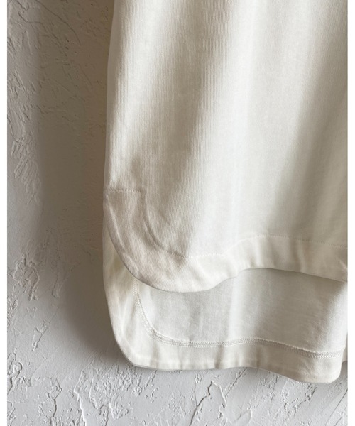She's Closet(シーズクローゼット)の「綿コットン100%深Vネック/キーネック無地半袖Tシャツ(Tシャツ/カットソー・レディース・ブラック/アイボリー/グレー・FREE)」の11枚目の写真