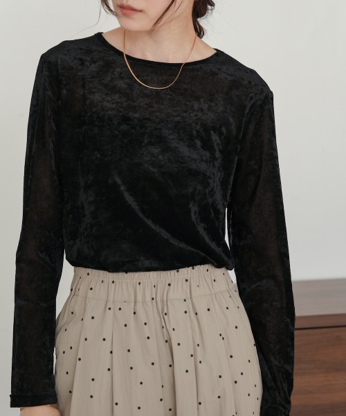 Bab（バブ）の「シアーベロアベーシックトップス（Tシャツ/カットソー・レディース・ベージュ/ライトグレー/グリーン/アイボリー/ブラック・FREE）」の3枚目の写真