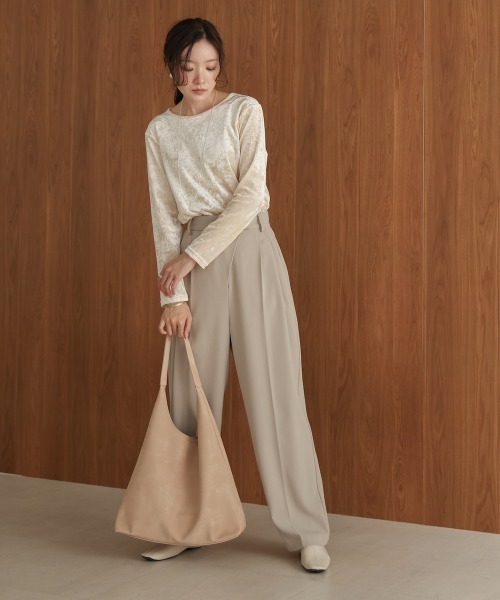 Bab（バブ）の「シアーベロアベーシックトップス（Tシャツ/カットソー・レディース・ベージュ/ライトグレー/グリーン/アイボリー/ブラック・FREE）」の8枚目の写真